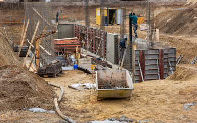 Erdarbeiten und Aushub für einen Neubau