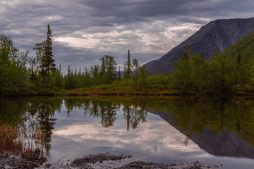 Fototapeta na wymiar lake in the mountains, landscape, Khibiny mountains, Murmansk region in Russia, kola peninsula. summertime
