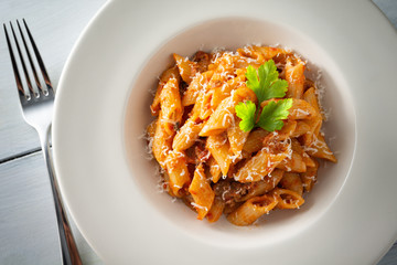 Penne con ragu alla bolognese