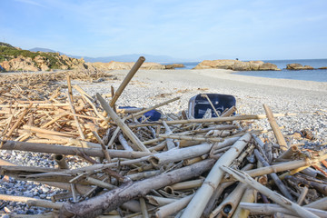 Fototapeta na wymiar Trash beach