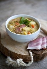 erwtensoep, pea soup, traditional dutch cuisine , dutch pea soup