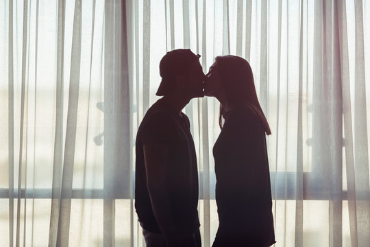 silhouette,couple,love,kiss,body,sexy,naked,