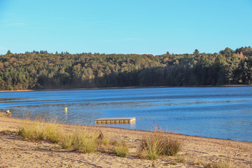 Limousin - Marcillac-la-Croisille - Plan d'eau du barrage de La Valette