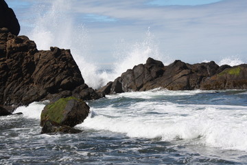 Rocks with Large Spray