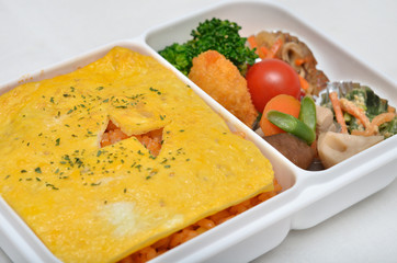 美味しいお弁当（オムライス）