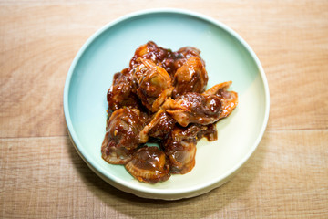 Kkomagmuchim, Blood cockles shell seasoned gochujang