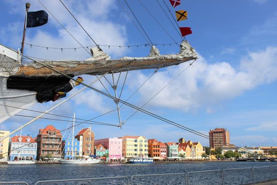 fragata en curazao (fragmento) by jacksinto