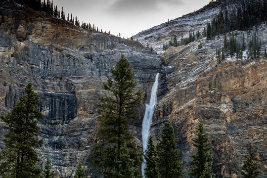 Mountains Rumble รูปภาพRumble – เลือกดูภาพถ่ายสต็อก เวกเตอร์ และวิดีโอ8,799 | Adobe Stock