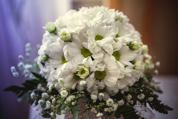 Elegant beautiful bouquet of large white daisies