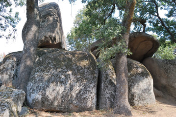 Fototapeta na wymiar Beglik Tash-megalithic sanctuary, Bulgaria