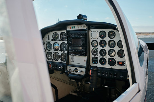 Flight deck of light airplane