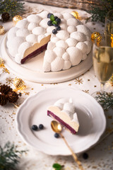 Bûche de Noël, Ganache Vanille, Chocolat et Mousse Myrtille
