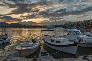 Fototapeta premium Sonnenuntergang im Hafen von Alcudia