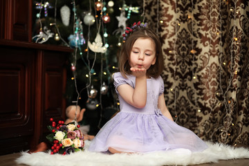 Fototapeta na wymiar New Year's atmosphere at home for children