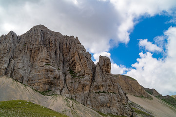 Rocce vicino al lago di Pilato