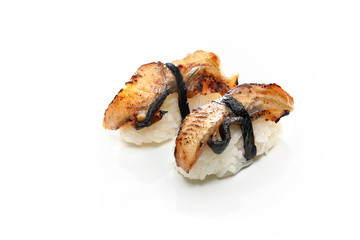 Nigiri sushi z grillowanym węgorzem. Sushi na białym tle. - obrazy, fototapety, plakaty