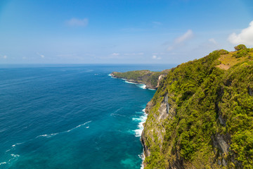 Fototapeta premium Kelingking beach (Manta bay) is one of the most famous and beautiful spot in Nusa Penida, island near Bali. Indonesia.