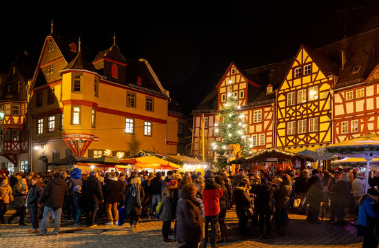 Limburg An Der Lahn Christmas Market 2022 Weihnachtsmarkt Limburg An Der Lahn Stock Photo | Adobe Stock