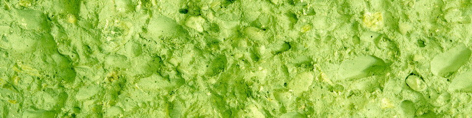 Betonwand Header 4:1 mit gebrochener Oberfläche in Grün