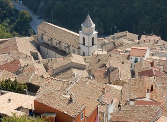 Fototapeta na wymiar Roccamandolfi - Tetti del borgo
