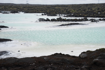 Blaue Lagune "Bláa Lónið" - Landschaft auf der Reykjanes-Halbinsel / Island 