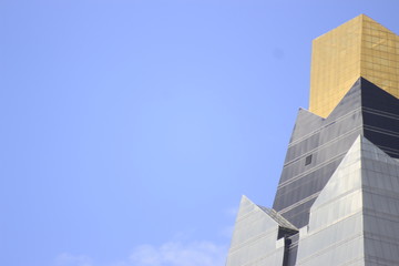 building with blue sky