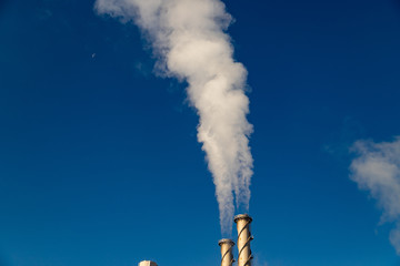 Power plant steam emission