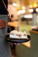 Apple cinnamon cheesecake