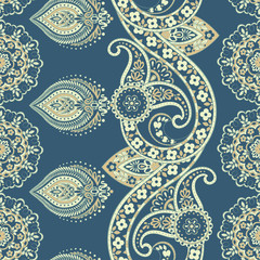 Orante damask background. Paisley seamless pattern
