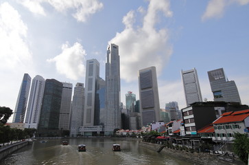 Fototapeta na wymiar Singapore river downtown cityscape