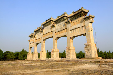 Obraz premium traditional Chinese style white marble arch landscape architecture, Eastern Tombs of the Qing Dynasty, China..