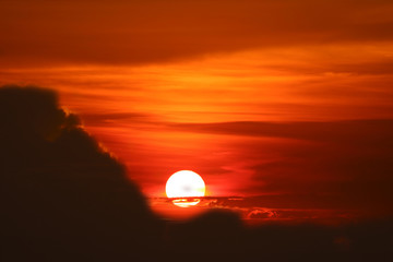 sunset during the sun fall over sky in evening