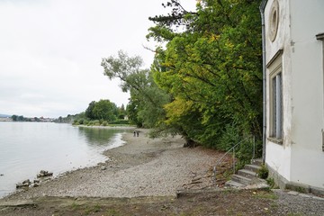Bodensee in Konstanz am Horn in Süddeutschland im Herbst