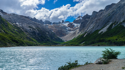 Laguna Esmeralda in Ushuaia, Argentina © Seungki