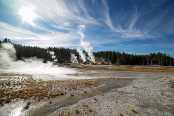 Obraz na płótnie Canvas geyser basin yellowstone