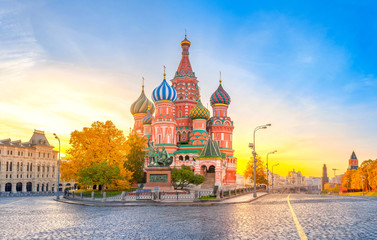 Obraz premium Moscow, Red Square, Panorama of St. Basil's Cathedral at dawn, no people