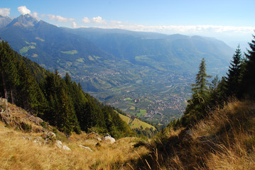 Obraz premium Panorama view on valleys and mountains (Sarntal Alps)