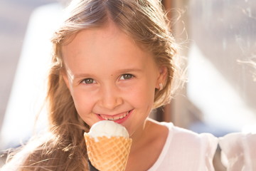 Face, ice cream, close up