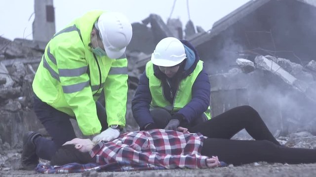 resuscitation of human workers of the rescue service after a disaster or earthquake