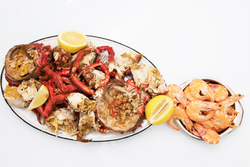 crab and shellfish tray of the galician estuary