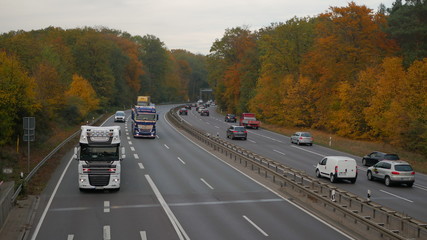 Unterwegs Transport in Hannover im Herbst