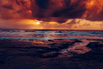 Fototapeta na wymiar Beautiful orange sunset on the sea