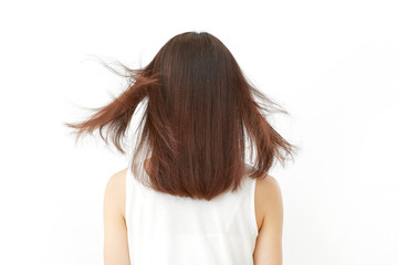 ミディアムヘア　後ろ姿