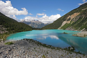 Fototapeta na wymiar Upper Joffre Lake in Joffre Lakes Provincial Park, British Columbia, Canada.