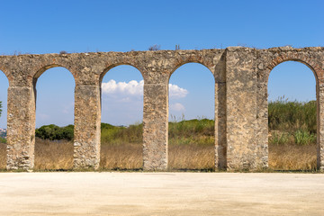 Fototapeta na wymiar Obidos aqueduct, Portugal