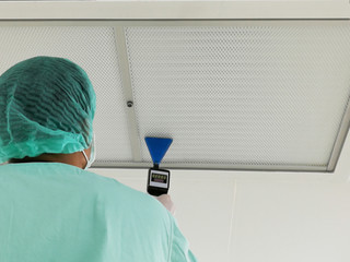 Soft focus to Scan air leak test of HEPA Filter - Supply air in Cleanrooms