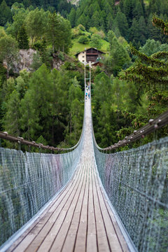 Suspension bridge, Monte Rosa - Switzerland