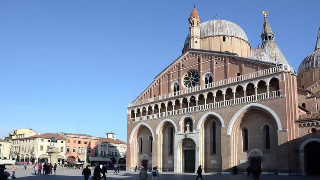 Basilica Saint Anthony Padua Timelapse