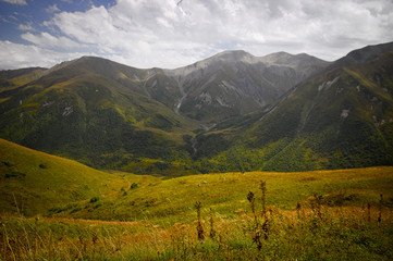 Fototapeta na wymiar Georgian Mountains landscape on the way from Mestia to Ushguli.