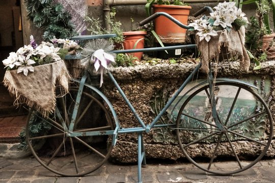 Nemi, antico borgo sull'omonimo lago
